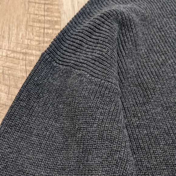 CAbi Gray High Low Hemline Sweater Top - Picture 10 of 12